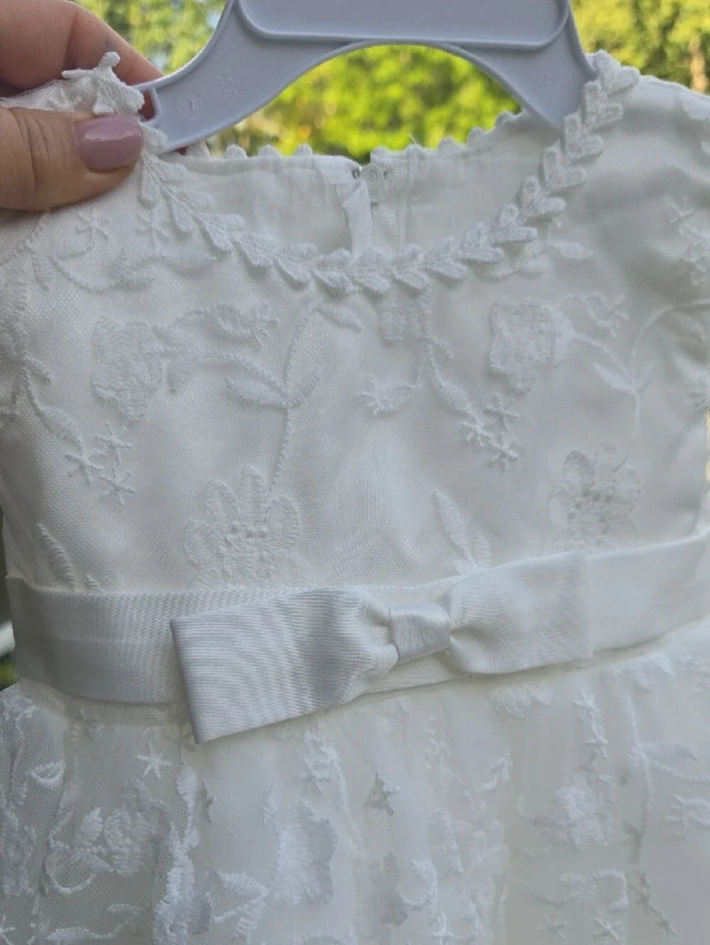White Girl Dress with Satin Bow, Like New, 12 Month